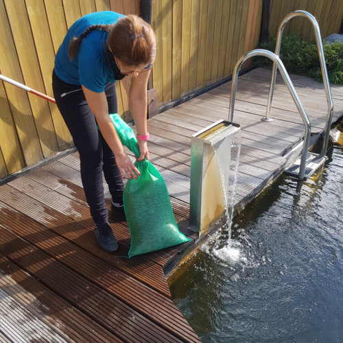 Aqua Clear Anwendung in einem Schwimmteich